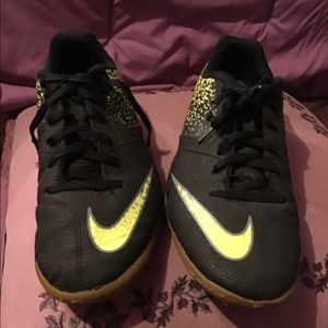 Nike Black and Yellow Women's Sneakers